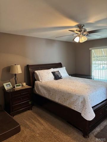 4925 Lowndes Drive, Mehlville, MO 63129