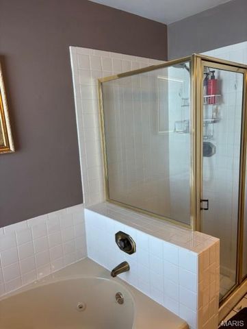 4925 Lowndes Drive, Mehlville, MO 63129