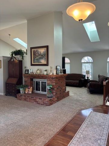 4925 Lowndes Drive, Mehlville, MO 63129