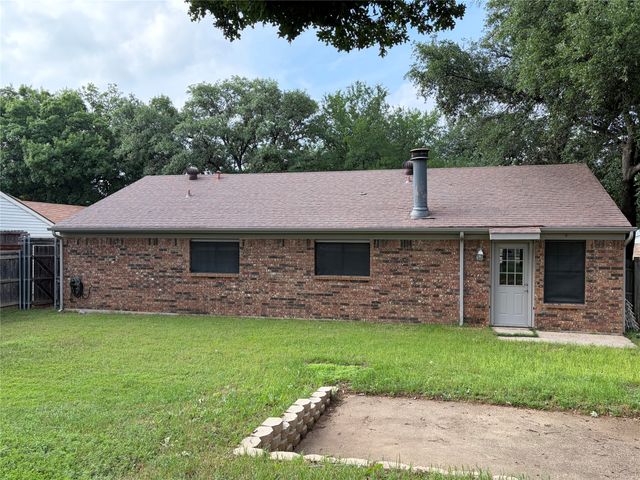 112 Cinnamon Lane, Euless, TX 76039