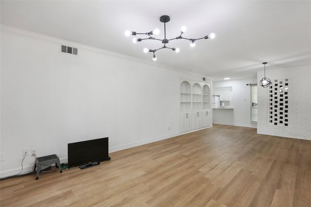 857 Wax Myrtle Lane 4, Houston, TX 77079