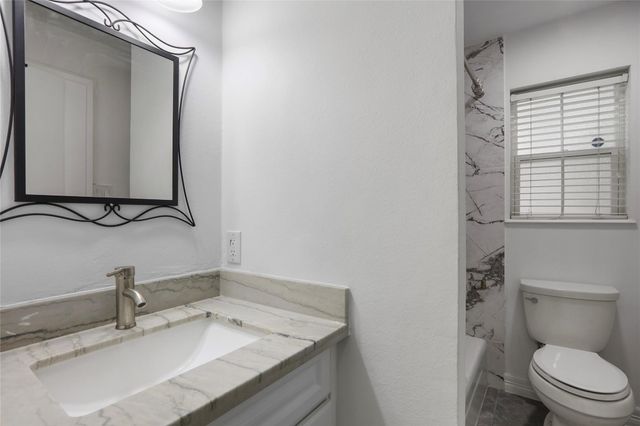 857 Wax Myrtle Lane 4, Houston, TX 77079