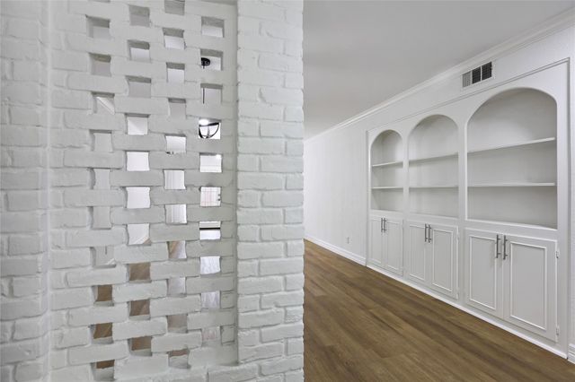 857 Wax Myrtle Lane 4, Houston, TX 77079