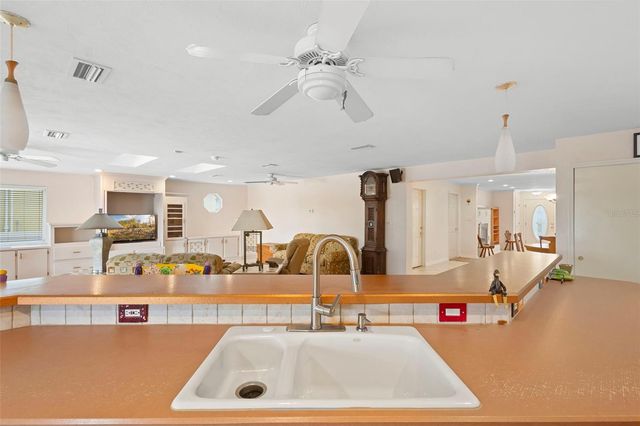 33 CUNNINGHAM DRIVE, New Smyrna Beach, FL 32168