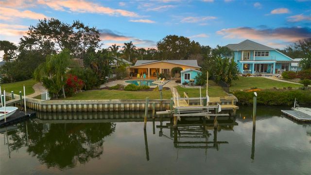 33 CUNNINGHAM DRIVE, New Smyrna Beach, FL 32168