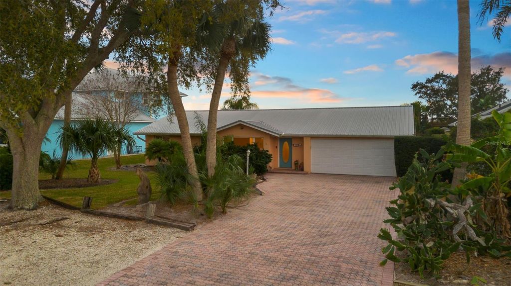 33 CUNNINGHAM DRIVE, New Smyrna Beach, FL 32168