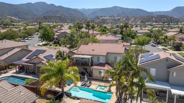 3231 Hannover, Corona, CA 92882