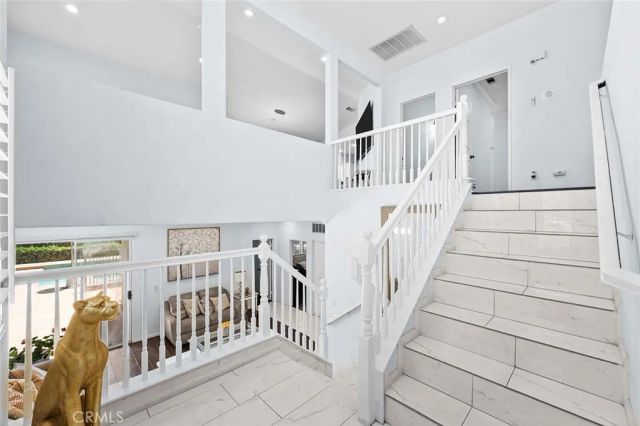 3231 Hannover, Corona, CA 92882
