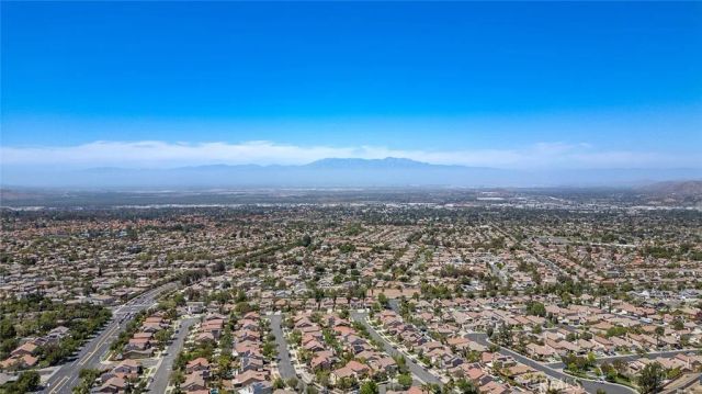 3231 Hannover, Corona, CA 92882