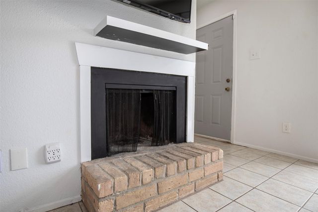 18511 Egret Bay Boulevard 504, Webster, TX 77058