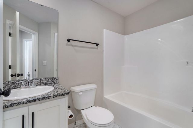 664 N Montego Street, Nixa, MO 65714