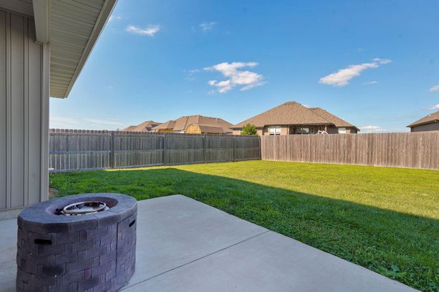 664 N Montego Street, Nixa, MO 65714
