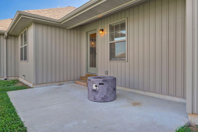 664 N Montego Street, Nixa, MO 65714
