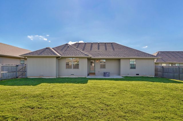 664 N Montego Street, Nixa, MO 65714