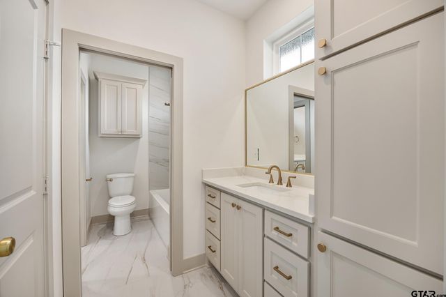 11419 Tucker Circle, Flint, TX 75762