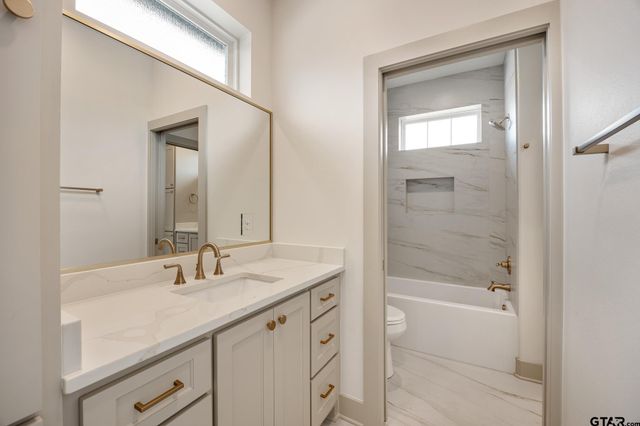 11419 Tucker Circle, Flint, TX 75762