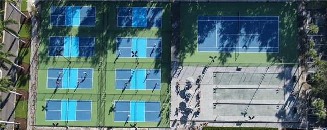 2880 Cypress Trace CIR 202, Naples, FL 34119