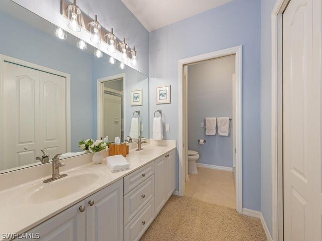 2880 Cypress Trace CIR 202, Naples, FL 34119