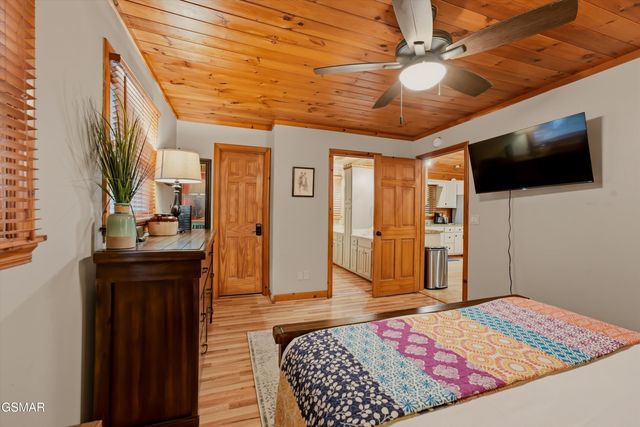 3770 Ravens Den Way, Sevierville, TN 37862