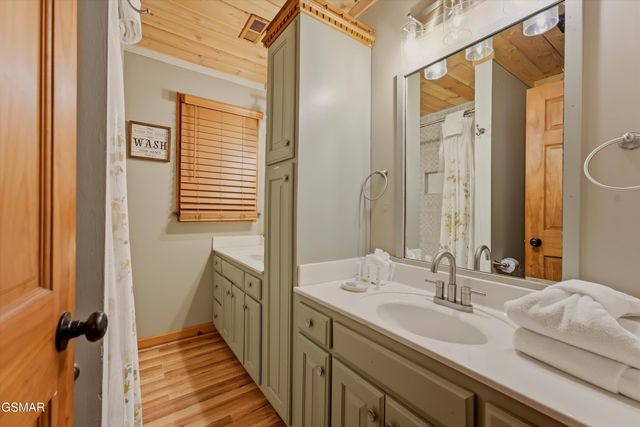 3770 Ravens Den Way, Sevierville, TN 37862