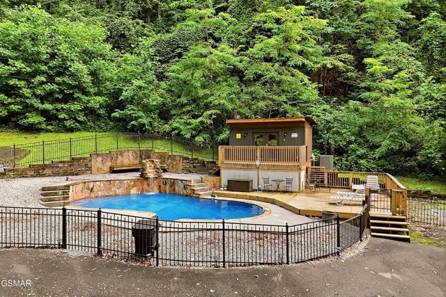 3770 Ravens Den Way, Sevierville, TN 37862