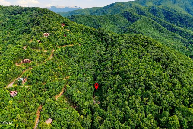 3770 Ravens Den Way, Sevierville, TN 37862