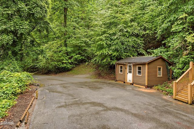 3770 Ravens Den Way, Sevierville, TN 37862