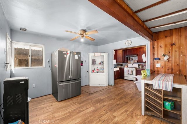 1077 N La Cadena, Colton, CA 92324