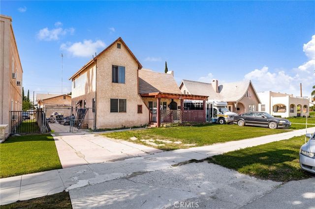 1077 N La Cadena, Colton, CA 92324
