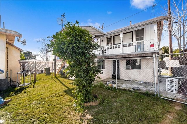 1077 N La Cadena, Colton, CA 92324