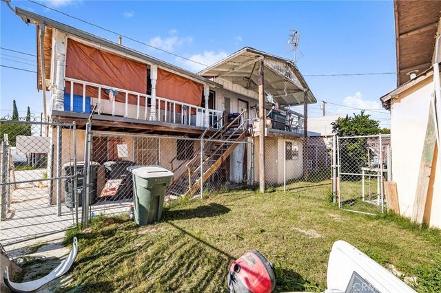 1077 N La Cadena, Colton, CA 92324