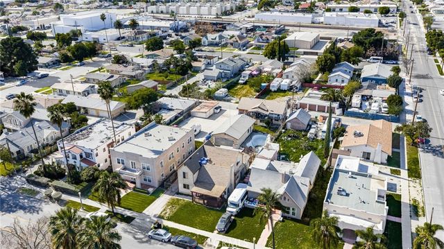 1077 N La Cadena, Colton, CA 92324