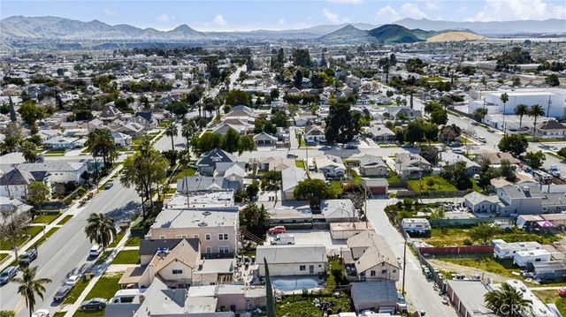 1077 N La Cadena, Colton, CA 92324