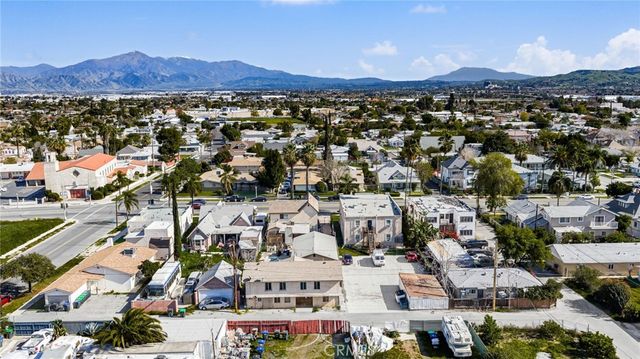 1077 N La Cadena, Colton, CA 92324