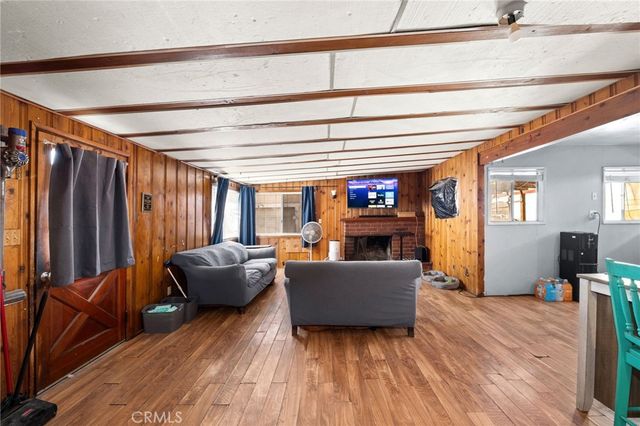 1077 N La Cadena, Colton, CA 92324