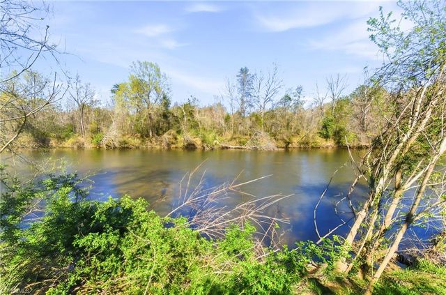 519 Riverside Drive, Burlington, NC 27215