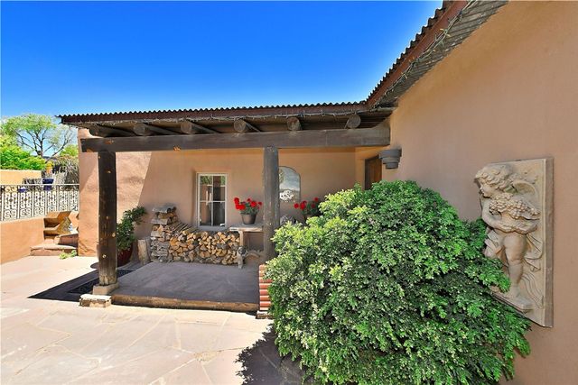 227 Rodriguez, Santa Fe, NM 87501