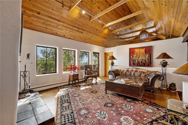 227 Rodriguez, Santa Fe, NM 87501