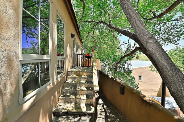 227 Rodriguez, Santa Fe, NM 87501