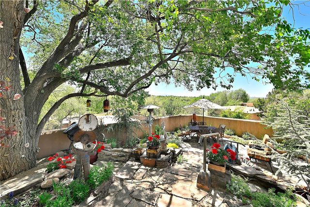 227 Rodriguez, Santa Fe, NM 87501