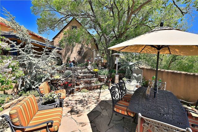 227 Rodriguez, Santa Fe, NM 87501