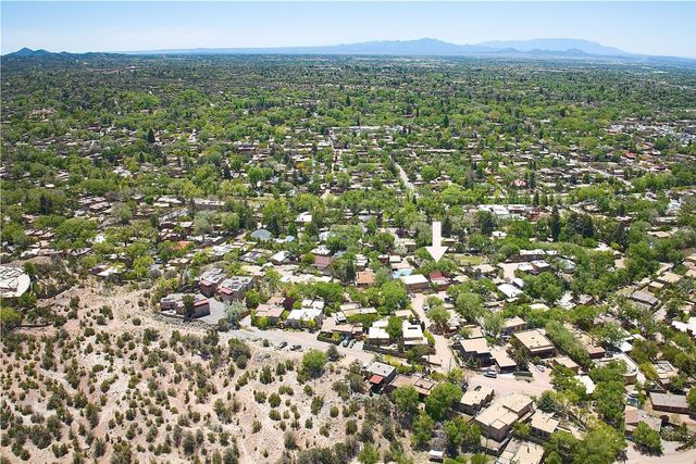 227 Rodriguez, Santa Fe, NM 87501