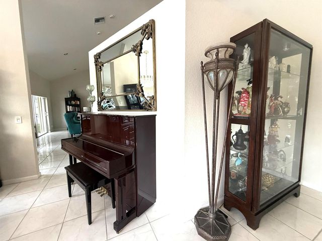 9392 Cascade Court, Boynton Beach, FL 33437