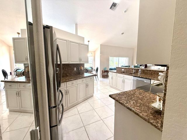 9392 Cascade Court, Boynton Beach, FL 33437