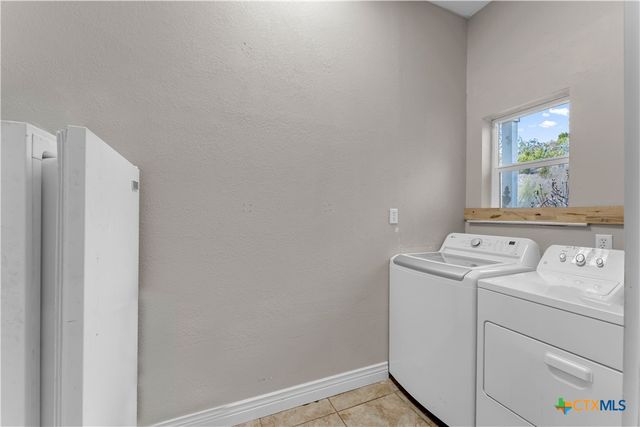 494 Cedar Mountain Drive, Marble Falls, TX 78654