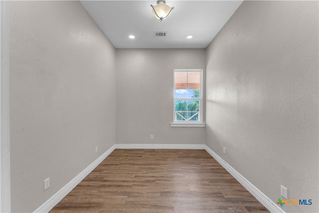 494 Cedar Mountain Drive, Marble Falls, TX 78654