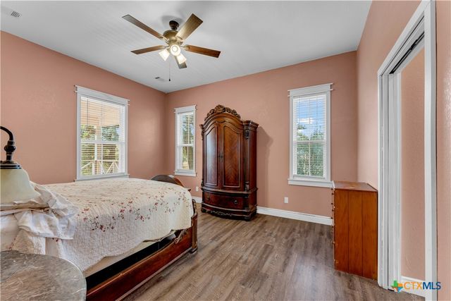 494 Cedar Mountain Drive, Marble Falls, TX 78654