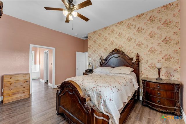 494 Cedar Mountain Drive, Marble Falls, TX 78654