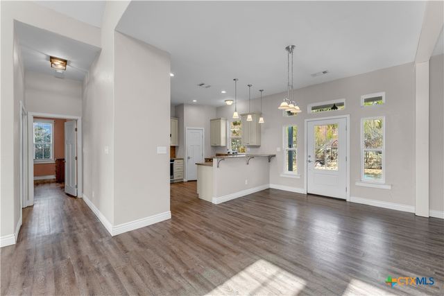 494 Cedar Mountain Drive, Marble Falls, TX 78654