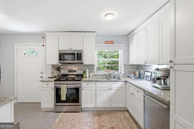 2728 Rollingwood Lane SE, Atlanta, GA 30316